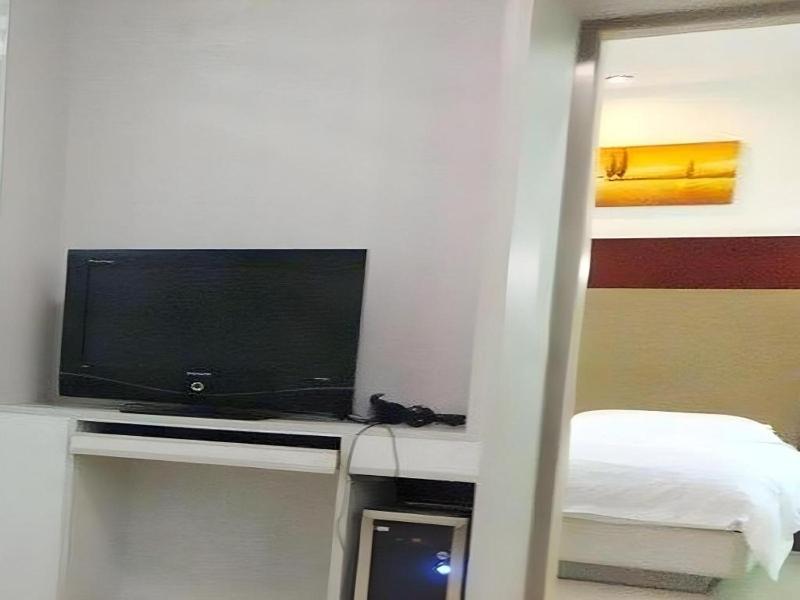 Wanxiang Hotel - image 9