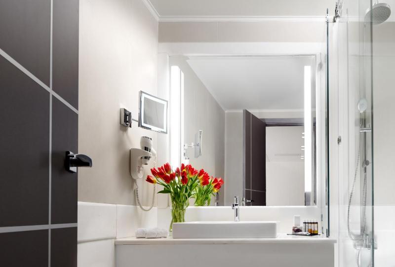 Junior Suite image 3