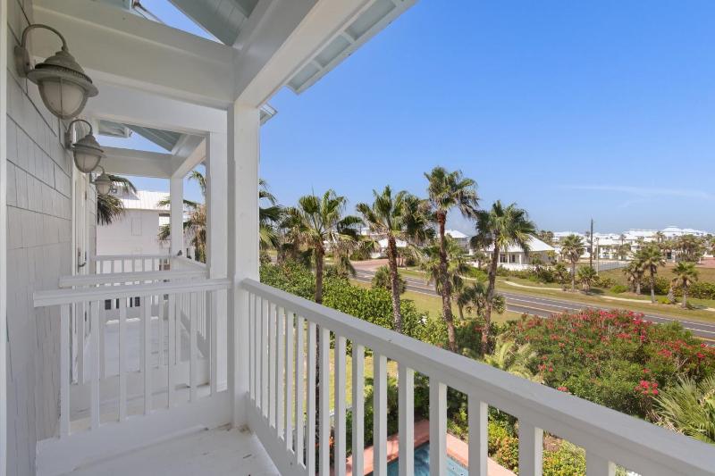 Lotus Villa - Private beach house with Pool and Hot Tub home - image 32