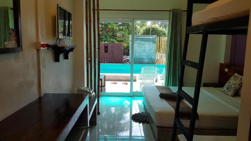 Cha-Tinnie Hotel - image 6