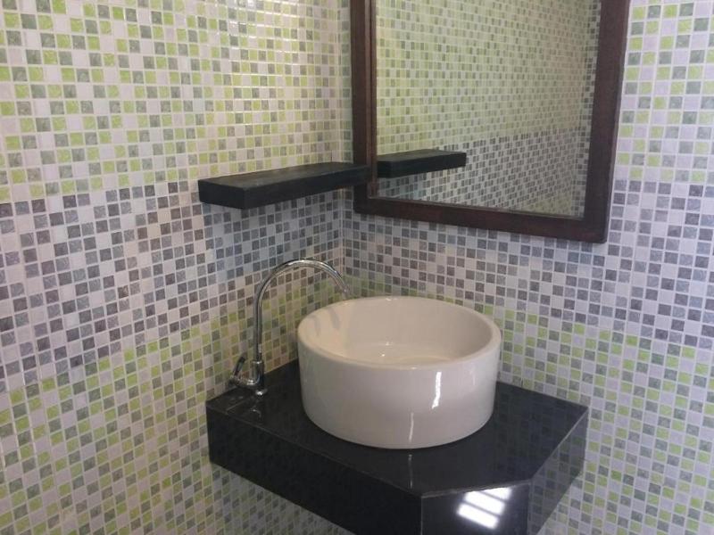 Cha-Tinnie Hotel - image 10