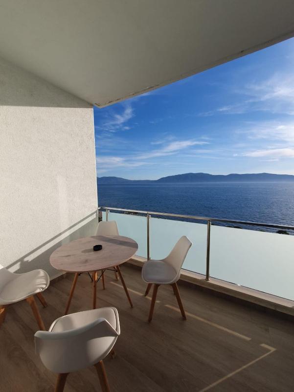 Cozy Patio Apartment - image 10