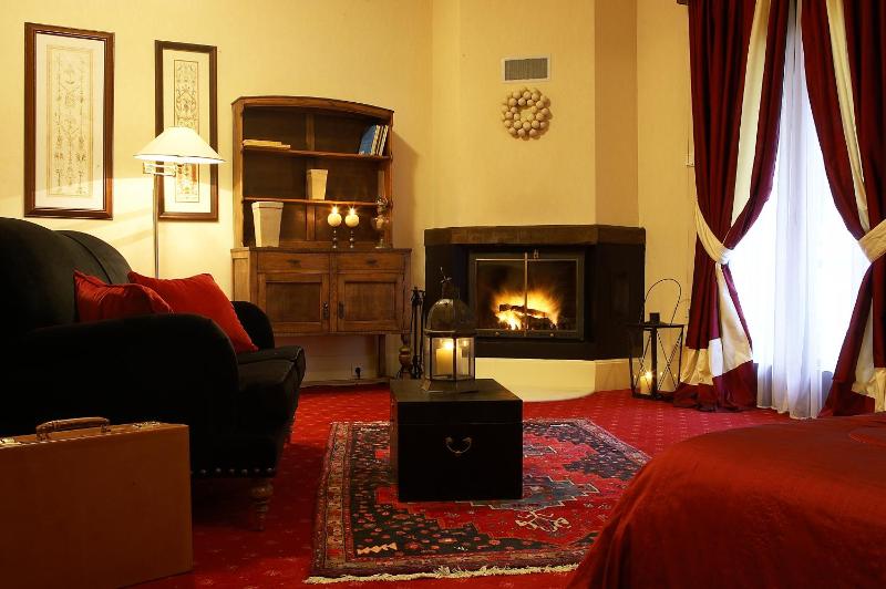 Suite with Mountain View image 4