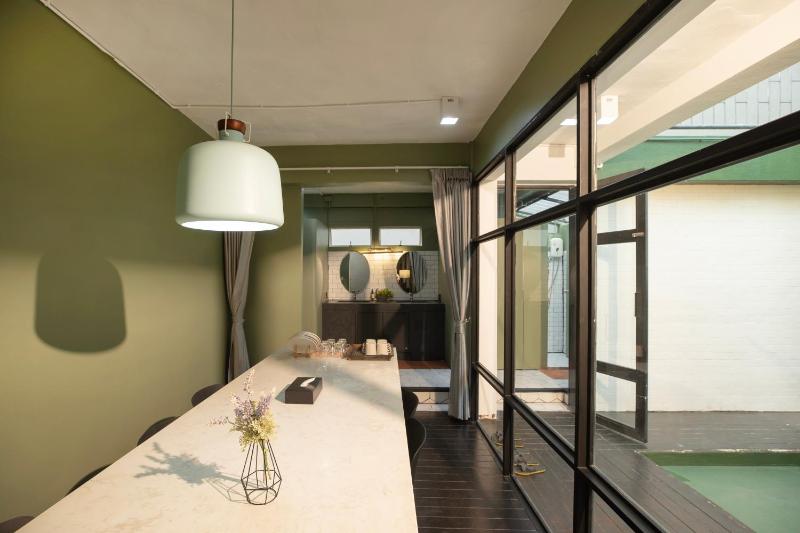 Pratunam Design Boutique - image 7