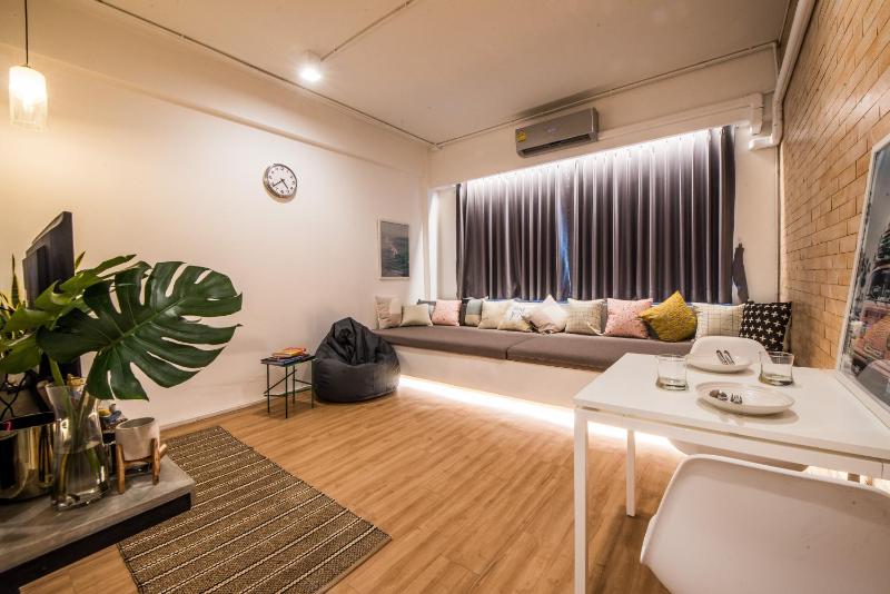 Pratunam Design Boutique - image 16