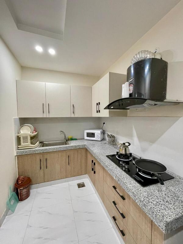 Luxury 2 BHK Apartment Near Lyallpur Galleria - image 8
