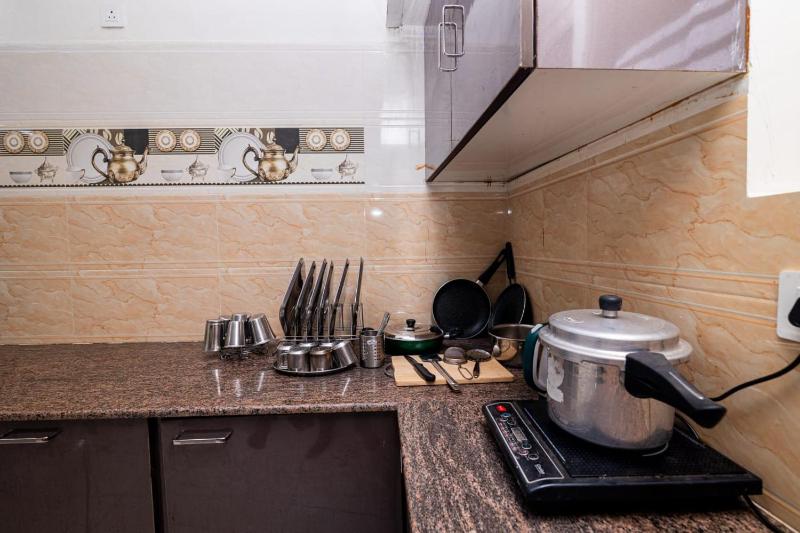 Tirupati Happy Homestay-Free Breakfast-Free Wi-FiOpp to Taj hotelEasy Highway accessNear by Courtyard & Marriot hotels - image 2