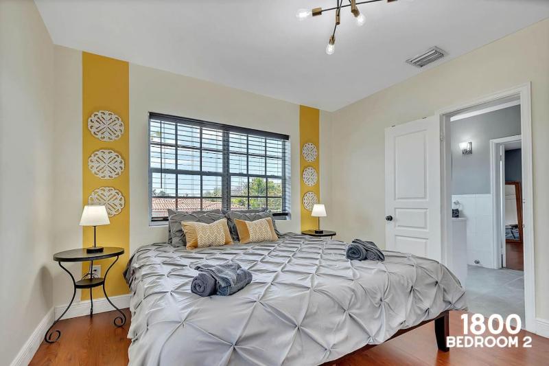3-Home Compound 12BR 7BA w-Pool & BBQ Sleeps 24 - image 14
