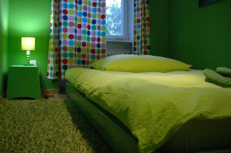 Single Room with Shared Bathroom image 2