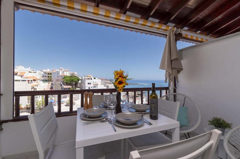 Costa Caleta 1 - Two Bed - image 5