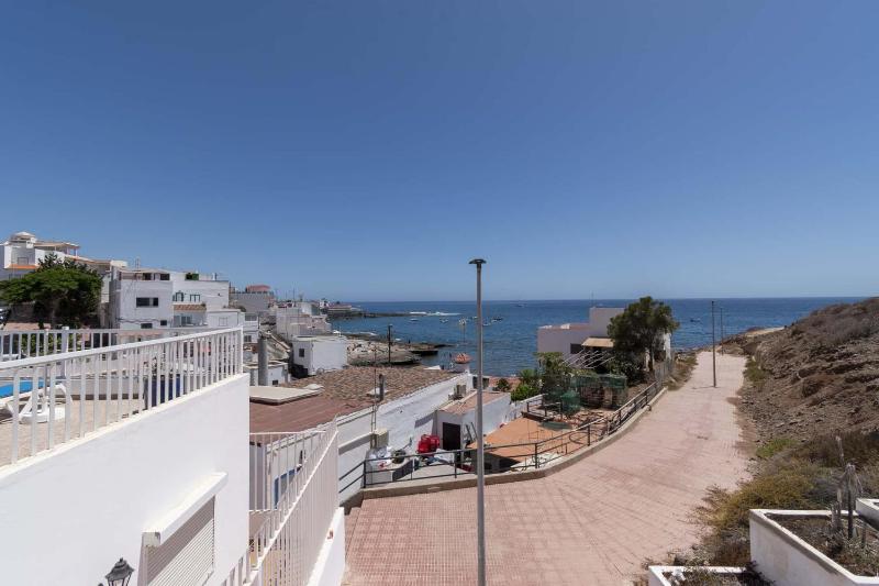 Costa Caleta 1 - Two Bed - image 40