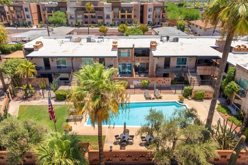 Casa De Melrose - image 1