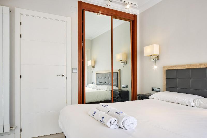 Bermingham - Basque Stay - image 6