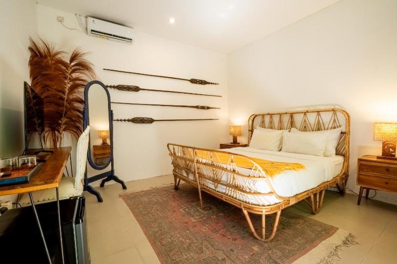 50m to Berawa Beach NU Boutique Hotel Free Gym King size bed - image 7