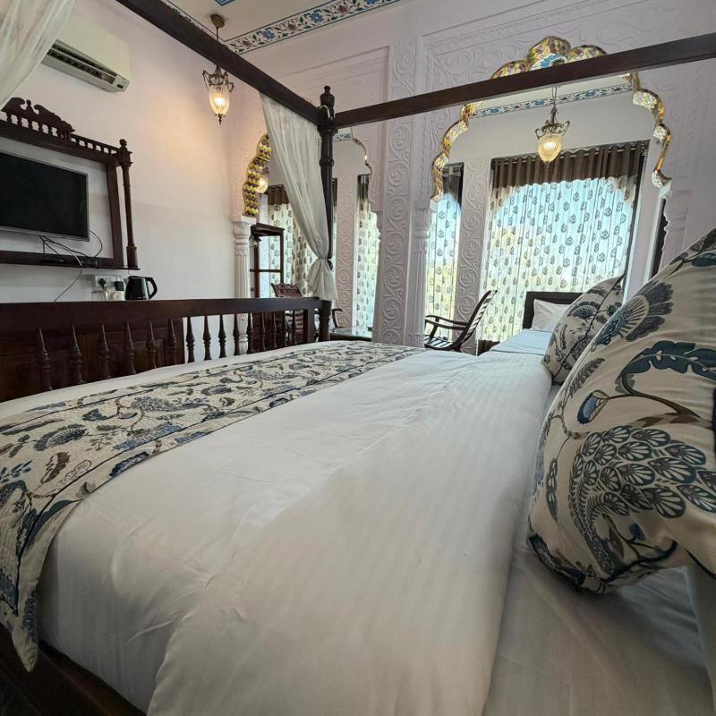 Grand Heritage Haveli - image 15
