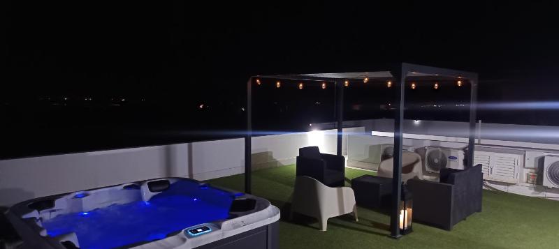 Sunrise House - image 38