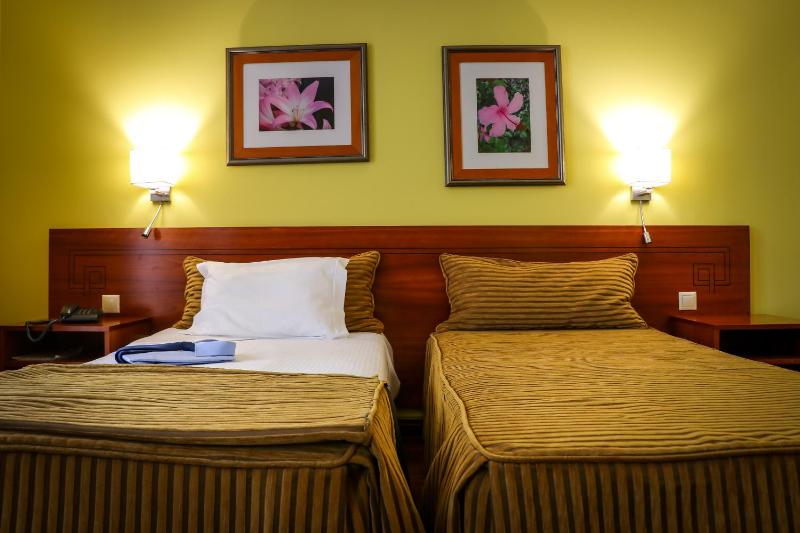 Executive Room image 2