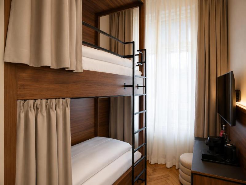 Carlton Boutique Hotel - NEW OPENING - image 6
