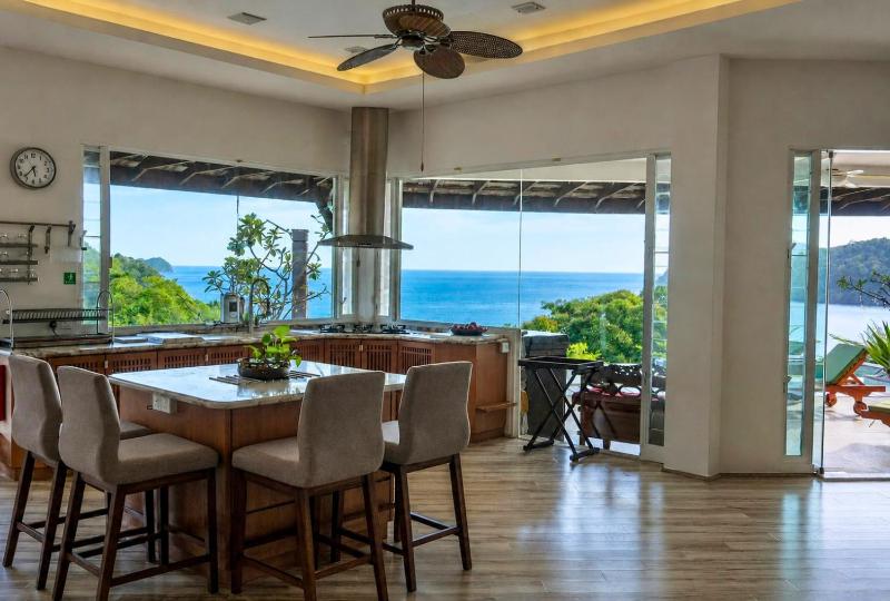 Hornbill Estate - Premium Luxury Villa - Private Beachfront - image 18