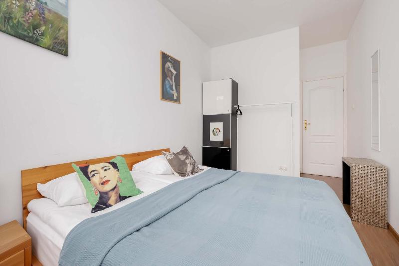 Wilanów Charming Apartment with Free Parking by Noclegi Renters - image 16