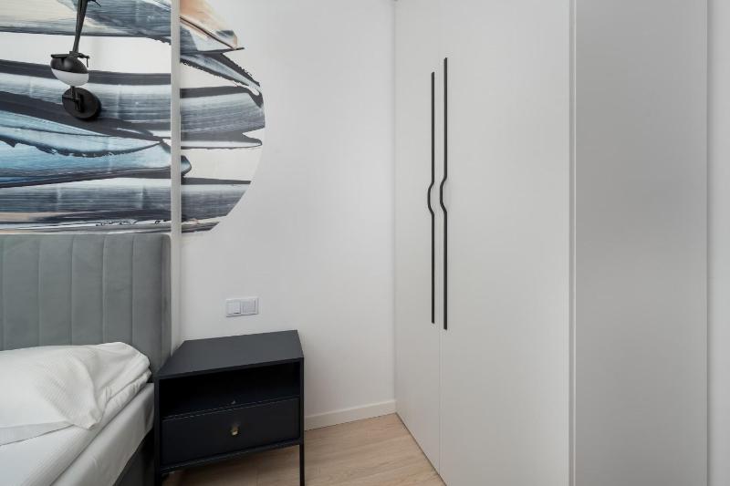 Family Apartment in the City Centre with 2 Bedrooms by Noclegi Renters - image 15