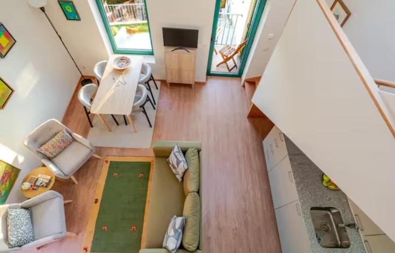 apartameno con terraza - image 1