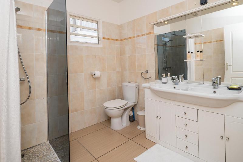 L'Echappée Tropicale - Maison avec piscine privée - image 16