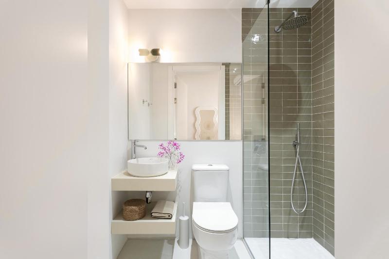 Luxury 3 bedroom apartment with sea view LDEM1-6 - image 11
