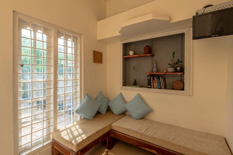 Beach House Pet-friendly beachfront 1bhk villa - image 2