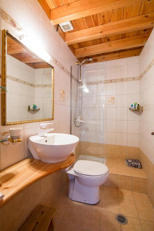 Studio with Balcony (2 Adults) image 2
