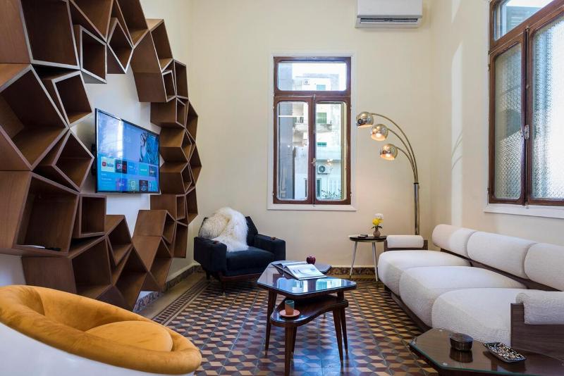 Beirut Little gem - image 14