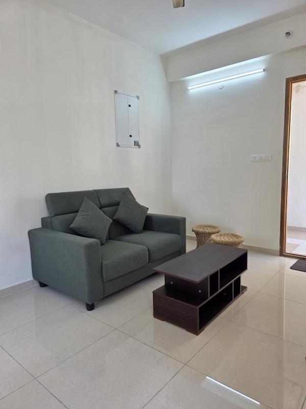 Cozy High-Rise Pad Minutes to Kovalam Beach - image 5