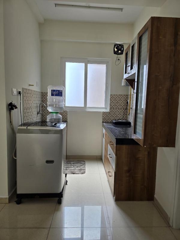 Cozy High-Rise Pad Minutes to Kovalam Beach - image 8