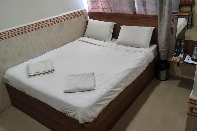 Hotel Raayara Bliss Koramangala - image 21