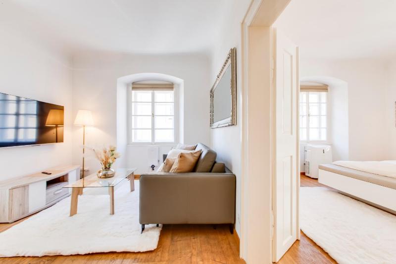 Charles Bridge Royal Apartment - image 14