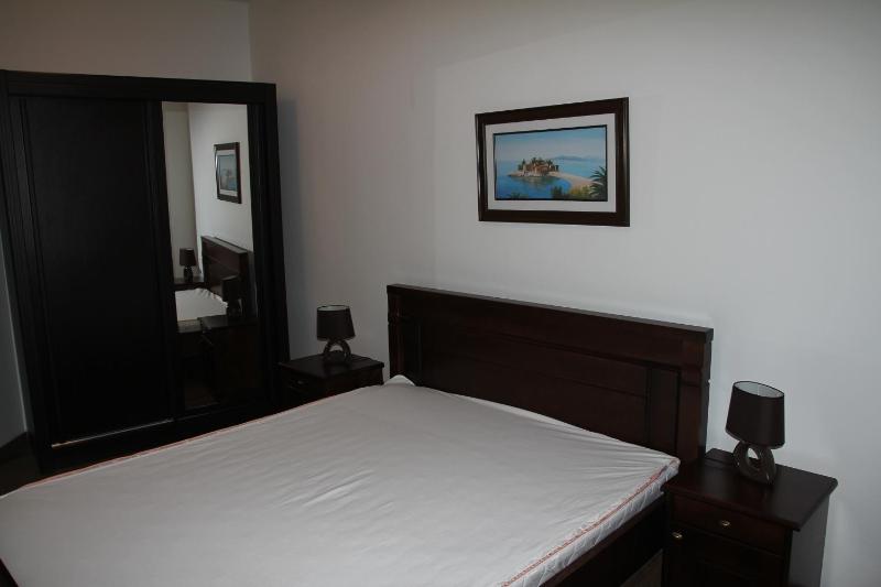  Standard Apartment image 2