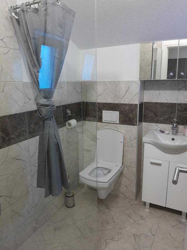 Apartmani Milan 1 - image 4