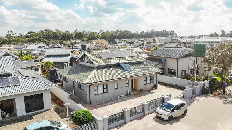 Tranquil 3-Bed Home Arlington Estate - image 16