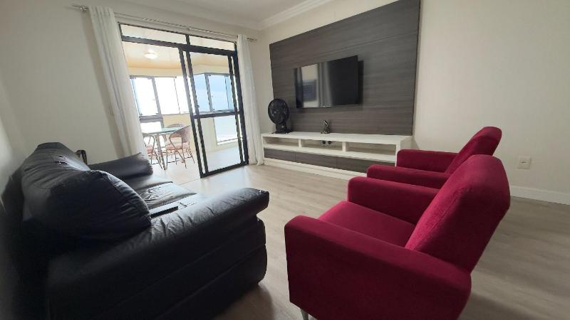 Beachfront Apartment in Meia Praia - image 22