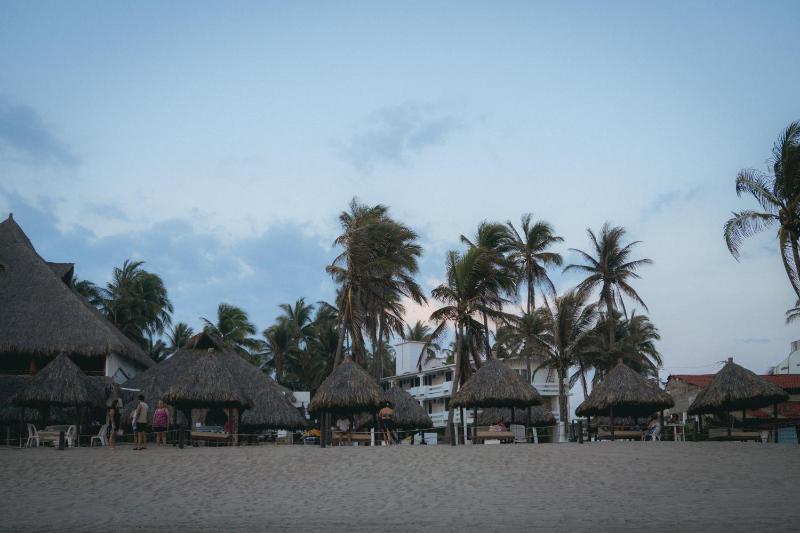 Mar Paraiso Queen - image 49