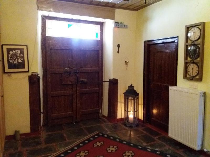 Double Room image 3