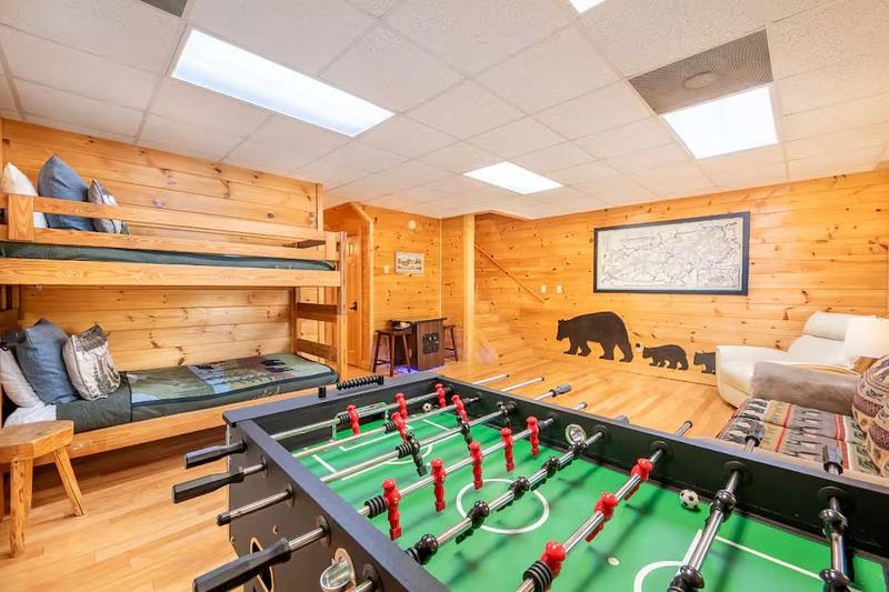 Pigeon Forge Cabin with Private Hot Tub Arcade Game RoomMinutes from Dollywood - image 9