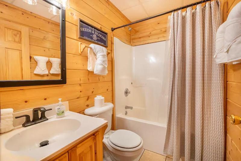 Pigeon Forge Cabin with Private Hot Tub Arcade Game RoomMinutes from Dollywood - image 2