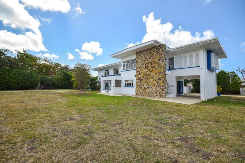 3 min walk from the beach - Bella Figura Apt 3 - image 16