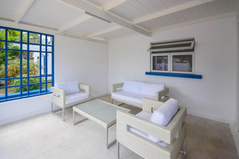 3 min walk to beach - Bella Figura Apt 2 - image 13