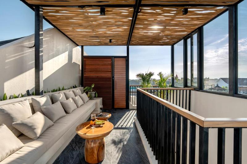 Villa Alia | Modern 2BR Pool Villa w/ Rooftop - image 14