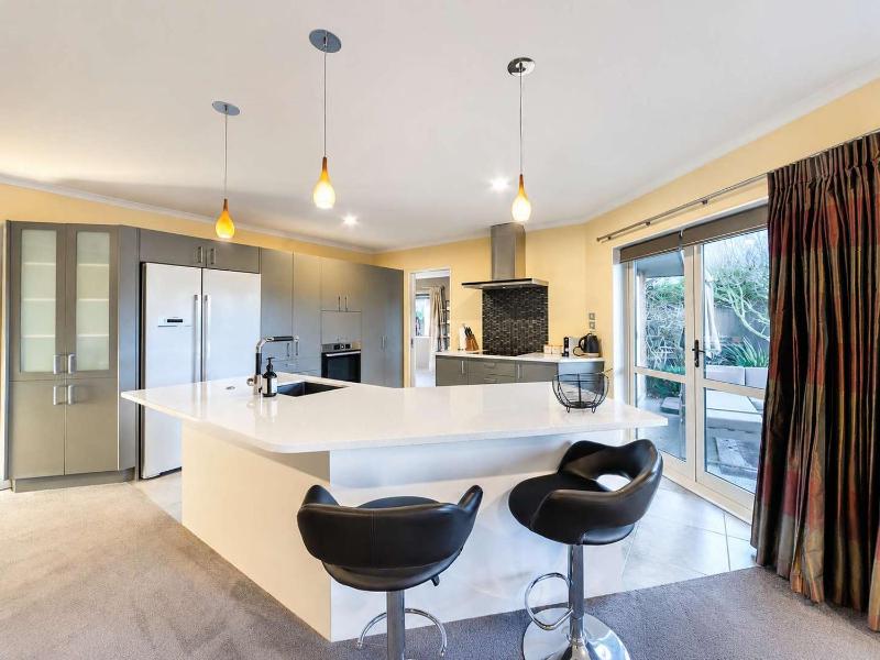 Christchurch 4BR Home Near Halswell Quarry - image 31