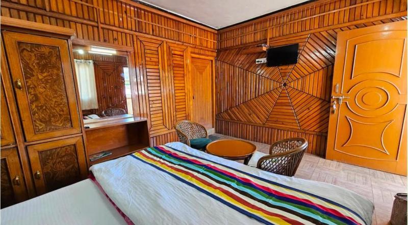 Naini Hill View Boho - image 31