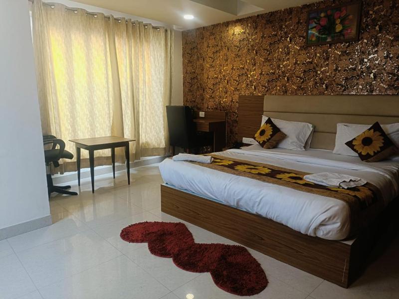 Hotel Era plaza at delhi aerocity - image 15