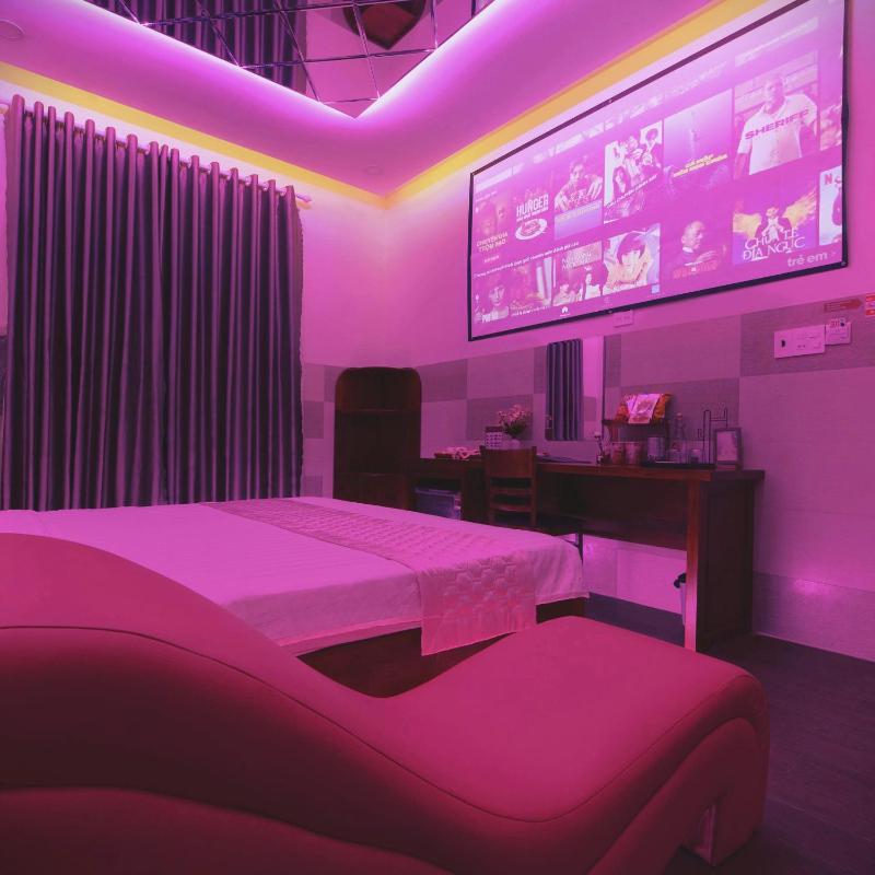 Dao Hoa Mong Couple Hotel - Central & City View - image 3